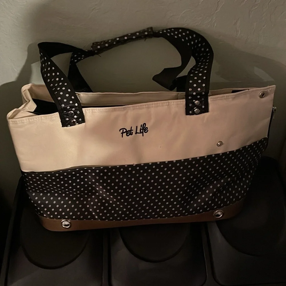 Pet Life Tote Spotted Fashion Pet Carrier/SecurerAbove-top Dual-Zipper